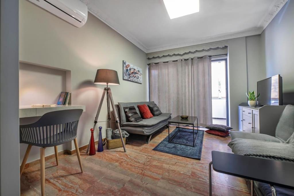 Beautiful Apt In Glyfada Center, Papandreou Street Atene Esterno foto