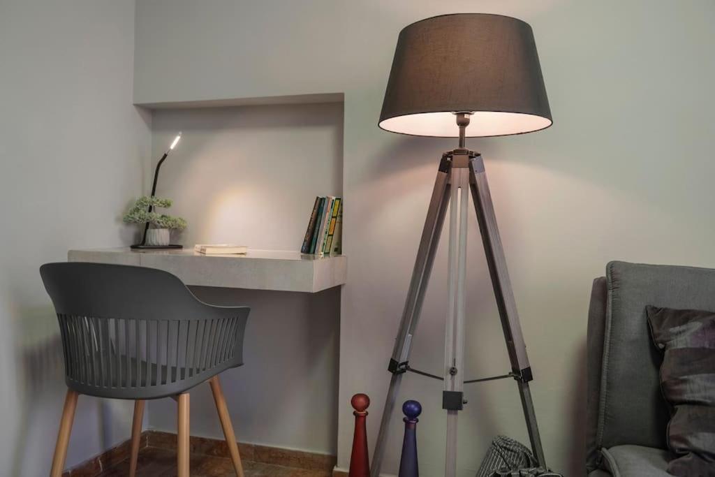 Beautiful Apt In Glyfada Center, Papandreou Street Atene Esterno foto