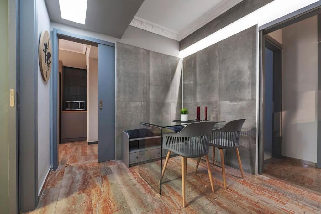 Beautiful Apt In Glyfada Center, Papandreou Street Atene Esterno foto